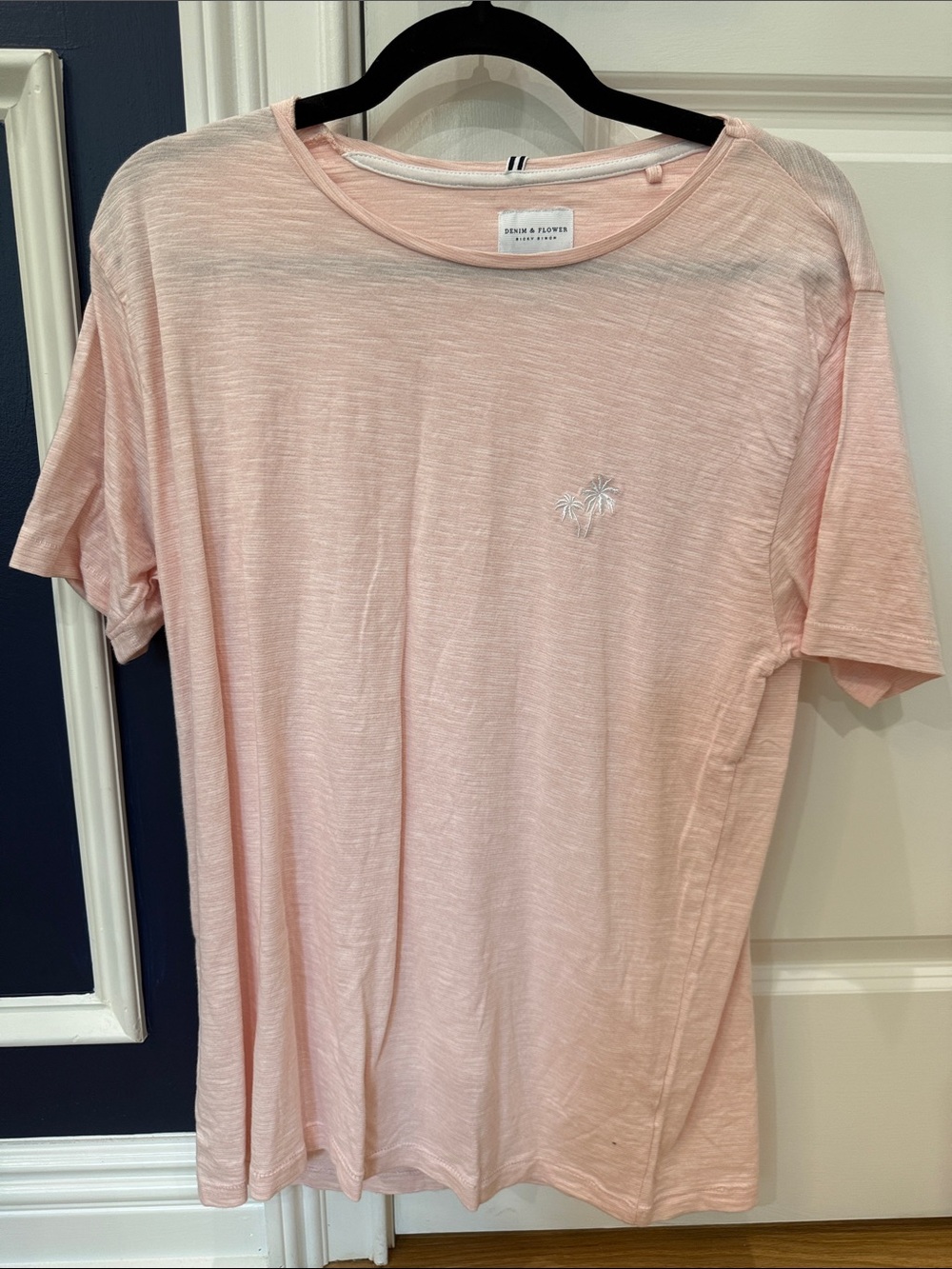 Denim & Flower Men's Light Pink Crewneck Tee with Palm Embroidery